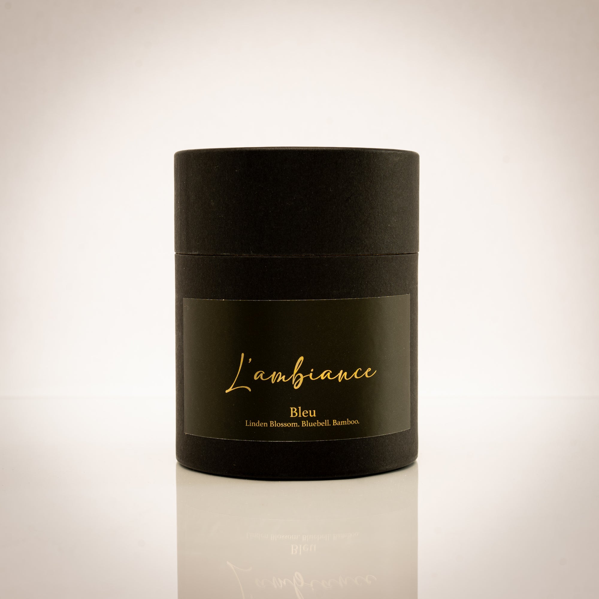 L'Ambiance Soy Candle in Bleu